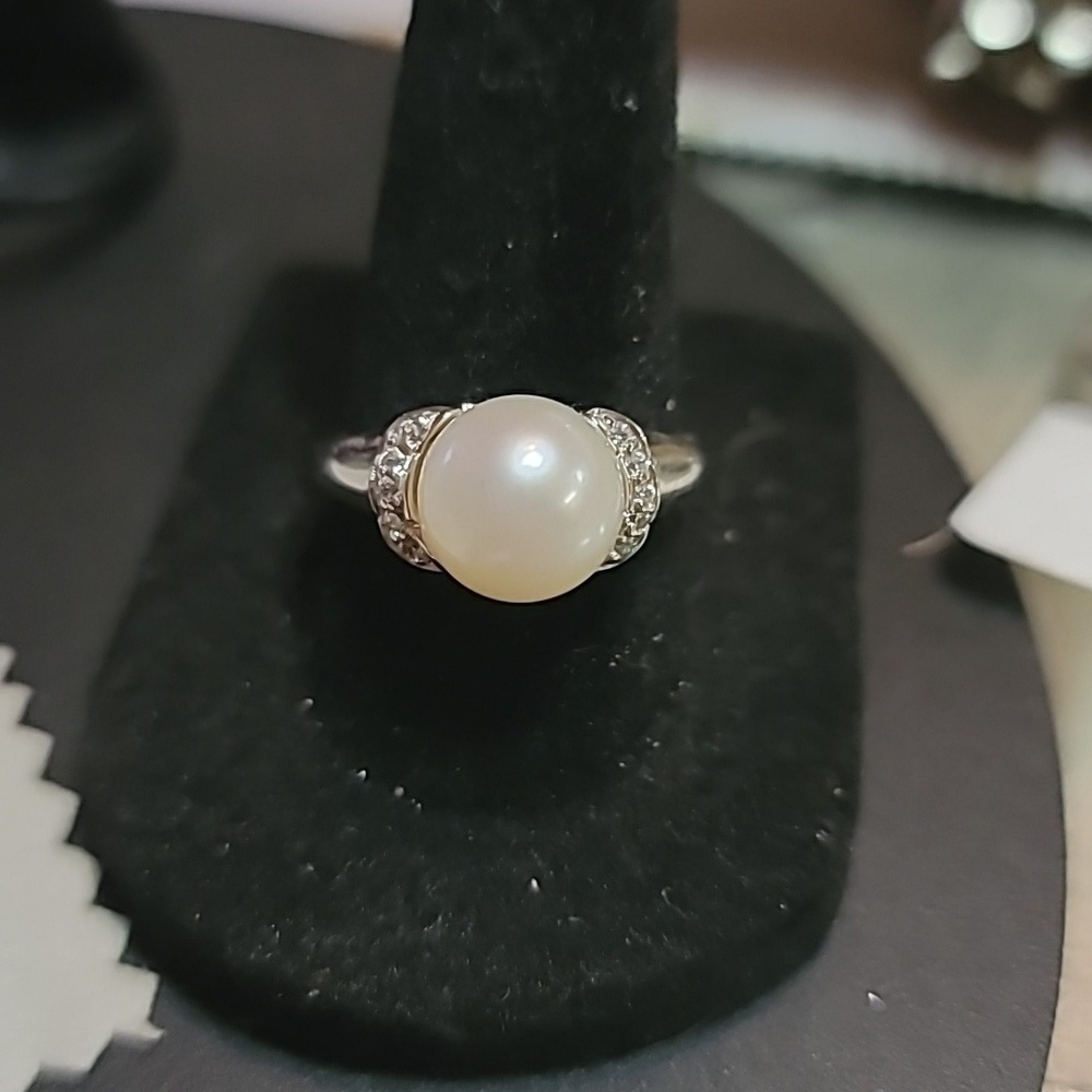Pearl ring 8